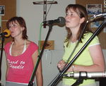 Skupina Madalen ve studiu Proglasu v roce 2006