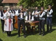 Cimbálová muzika Cifra ŽIVĚ ve Folklorním okénku