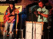 Hudební kompas – nové EP brněnské kapely Hrozně