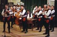 Cimbálová muzika Jaroslava Čecha Cimbálová muzika Jaroslava Čecha