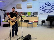 Kluk z Holdingu vystoupil živě v Koncertním studiu